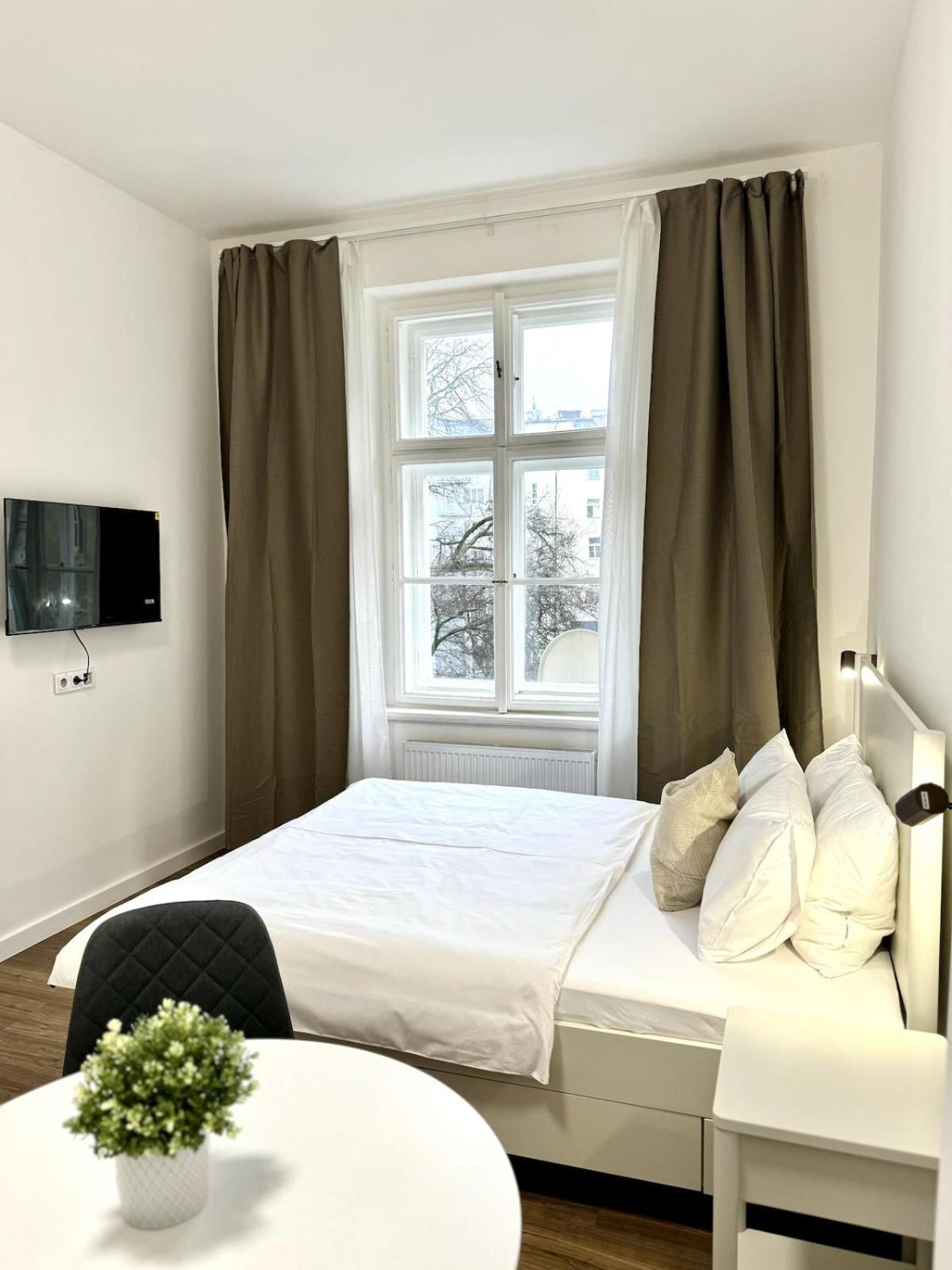 Cozy One-room In Heart Of *