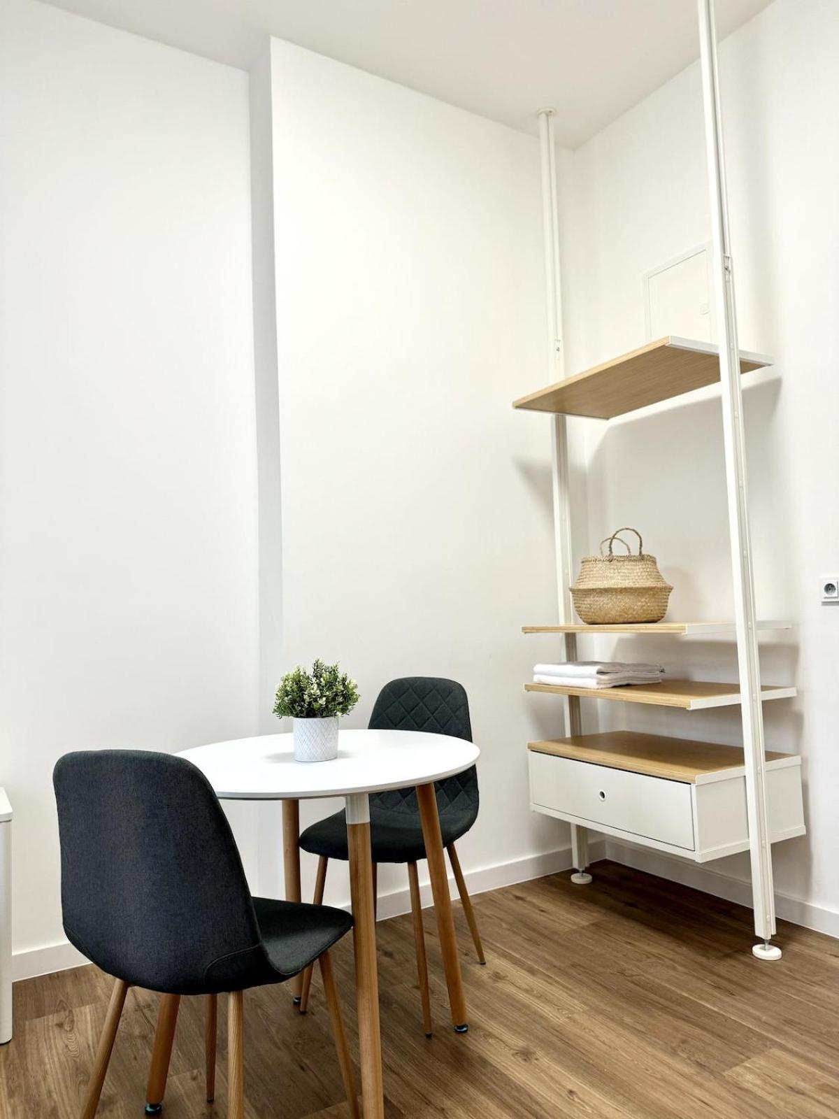 Cozy One-room In Heart Of * Praga