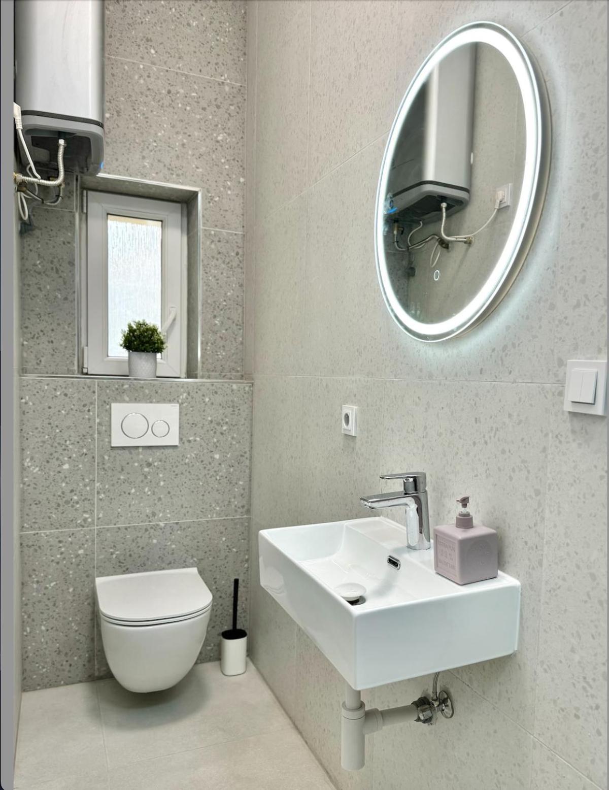 Cozy One-room In Heart Of Appartamento